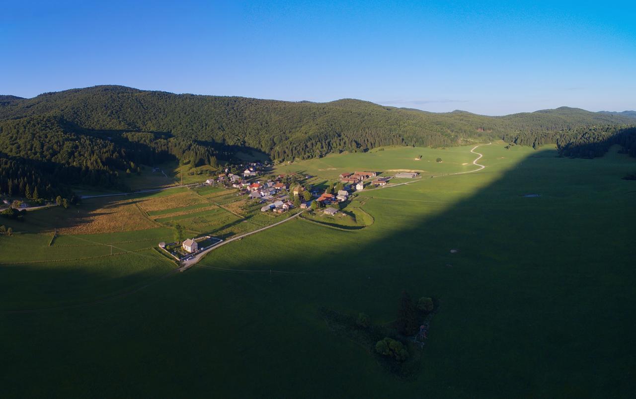 Gostel Koprivnik Pri Kocevju, Kocevski Rog 외부 사진